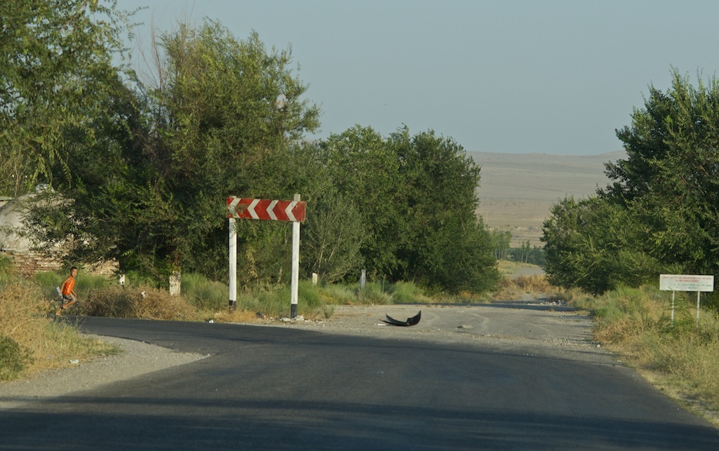 Государственная граница с Узбекистаном (район Кербена)